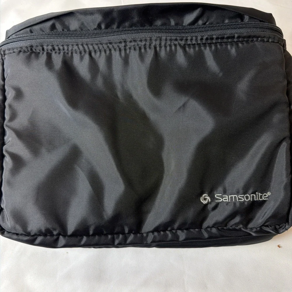 Black Samsonite Camera Travel Bag 11